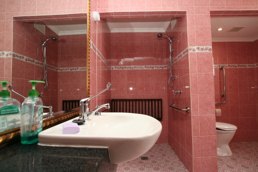 Large Bathroom